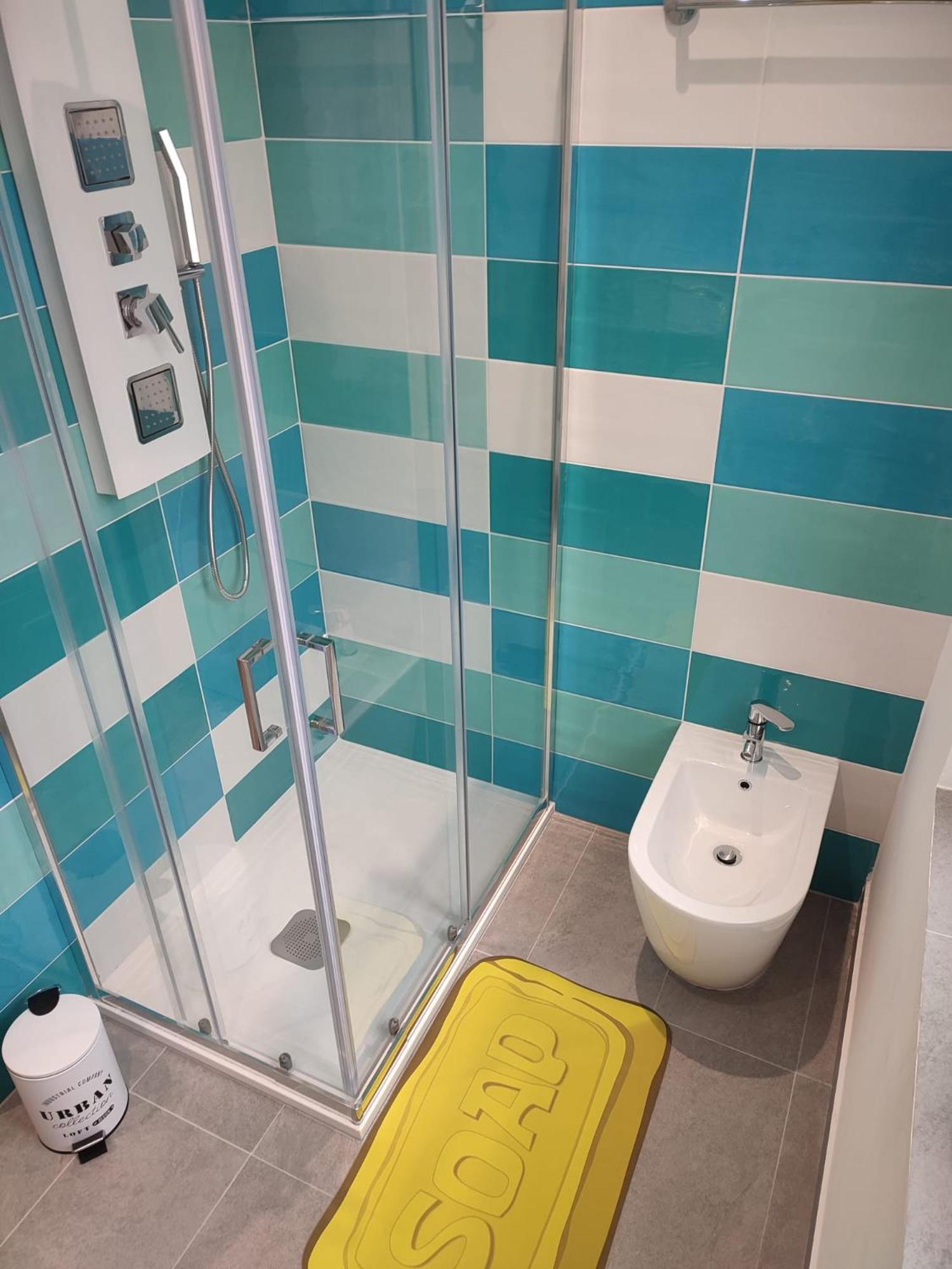 Azzurro Adriatico In Genova Est Apartment ภายนอก รูปภาพ